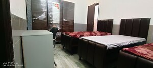 Room in  Pg at Sector 16 – for Rent