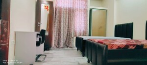 Room in  Pg at Sector 16 – for Rent