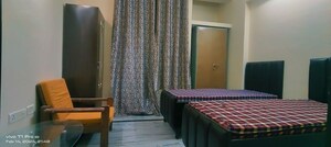 Room in  Pg at Sector 16 – for Rent