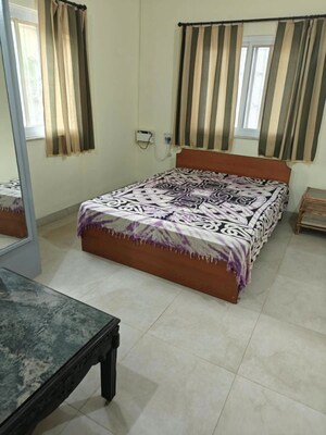 Bedroom in 2 BHK Apartment at Miramar – for Rent