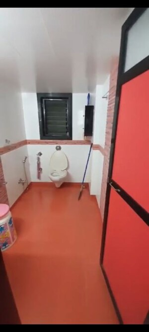 Bathroom in 4 BHK Apartment at Manisha CHS Mulund, Mulund East – for Sale