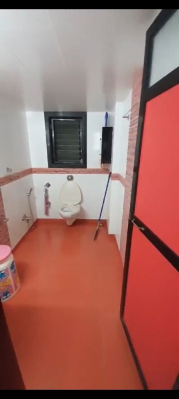 Bathroom, manisha-chs-mulund 4 Bedroom 1785 Sq.Ft. Apartment In Mulund East Mumbai 10665464
