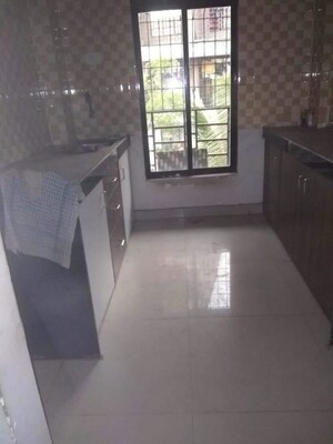 Room in 1 BHK Apartment at Shanti Lifespaces, Nalasopara East – for Rent