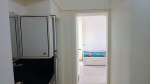 Furnished Amenities in 2 BHK Apartment at Andheri West – for Rent