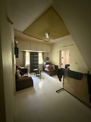 Team Area in 3 BHK Villa at Sola – for Sale