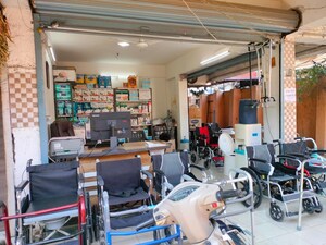  Shop For Rent in Shyamal