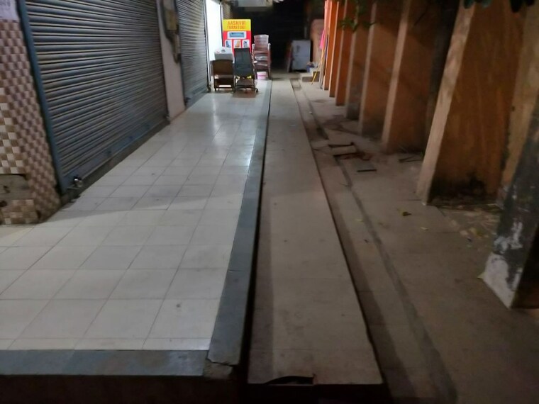 Balcony, shyamal Commercial Shop 333 Sq.Ft. In Shyamal Ahmedabad 10663198