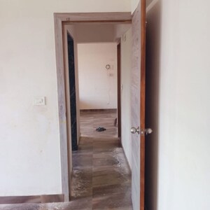 1 BHK Apartment – Entrance View at Santacruz West - for Rent