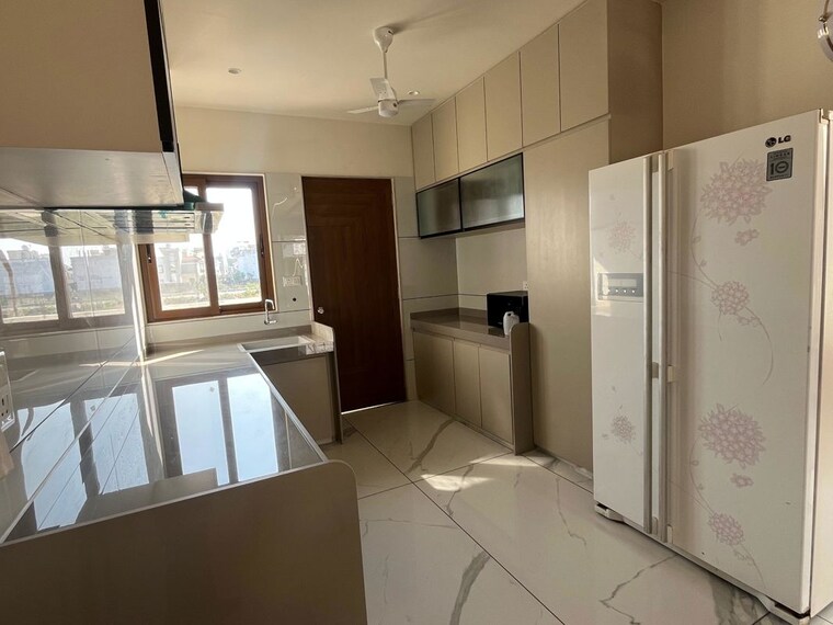 Kitchen, harsidhhi park society 4 Bedroom 1814 Sq.Ft. Villa In Harsidhhi Park Society Vadodara 10665545