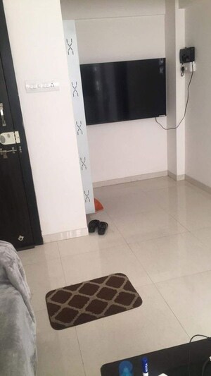Team Area in 2 BHK Apartment at Windsor Maple Woodz, Wagholi – for Rent