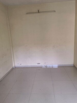 Room in 1 BHK Apartment at Lokhandwala – for Rent