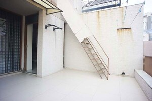 Building Lobby in 5 BHK Villa at Sola – for Sale