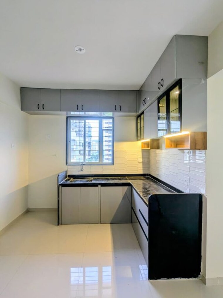 Kitchen, shantai-divine-vastu 2 Bedroom 1042 Sq.Ft. Apartment In Punawale Pune 10665357