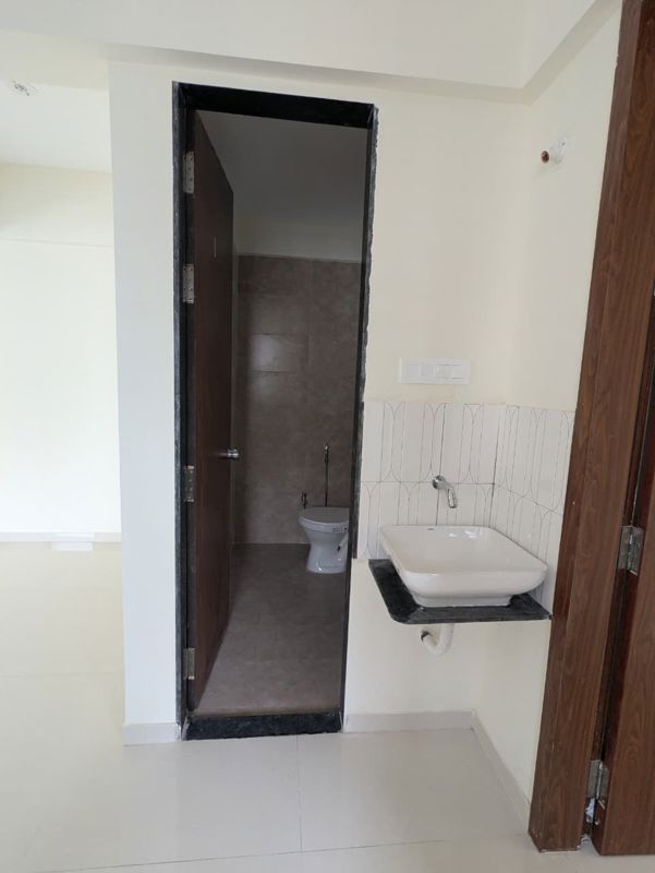 Bathroom, shantai-divine-vastu 2 Bedroom 1042 Sq.Ft. Apartment In Punawale Pune 10665357