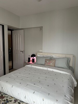 Bedroom in 1.5 BHK Apartment at Aspen Park, Goregaon East – for Rent