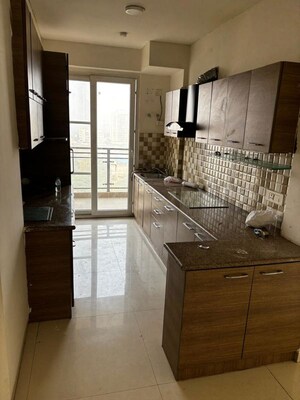 Kitchen in 3 BHK Apartment at Parsvnath Green Ville, Sector 48 – for Rent