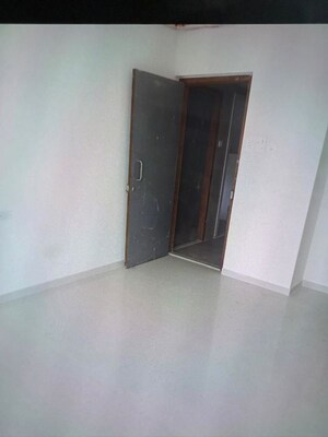 Room in 1 BHK Apartment at Marathon Nexworld, Dombivli East – for Rent