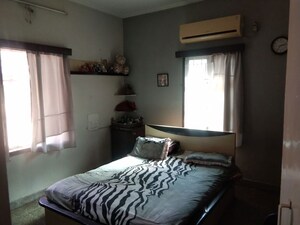 Bedroom in 3 BHK Villa at Thaltej – for Sale