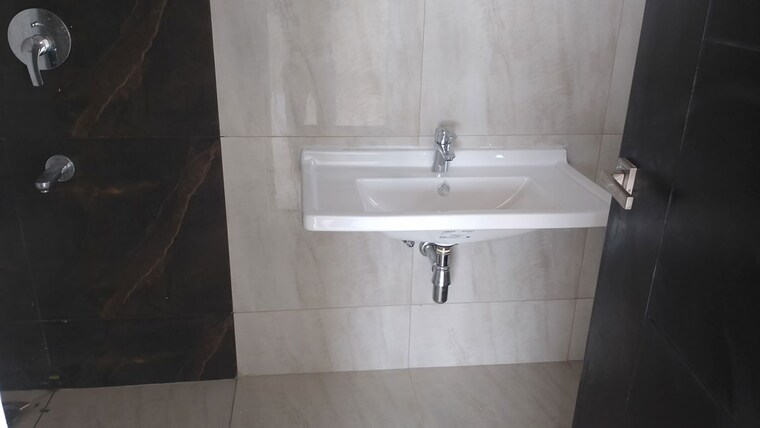 Bathroom, candeur-lakescape 3.5 Bedroom 2415 Sq.Ft. Apartment In Kondapur Hyderabad 10665713