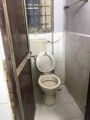 Bathroom in 1 BHK Apartment at Lok Sarita, Andheri East – for Rent