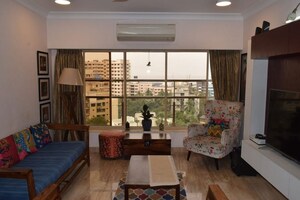 2 BHK Apartment For Rent in Bandra West