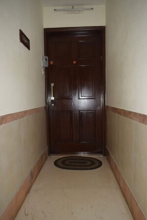  2 BHK Apartment at Bandra West – for Rent