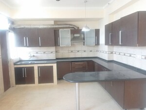 Kitchen in 3 BHK Apartment at Parsvnath Green Ville, Sector 48 – for Rent