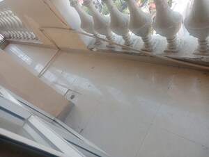 Furnished Amenities in 3 BHK Apartment at Parsvnath Green Ville, Sector 48 – for Rent