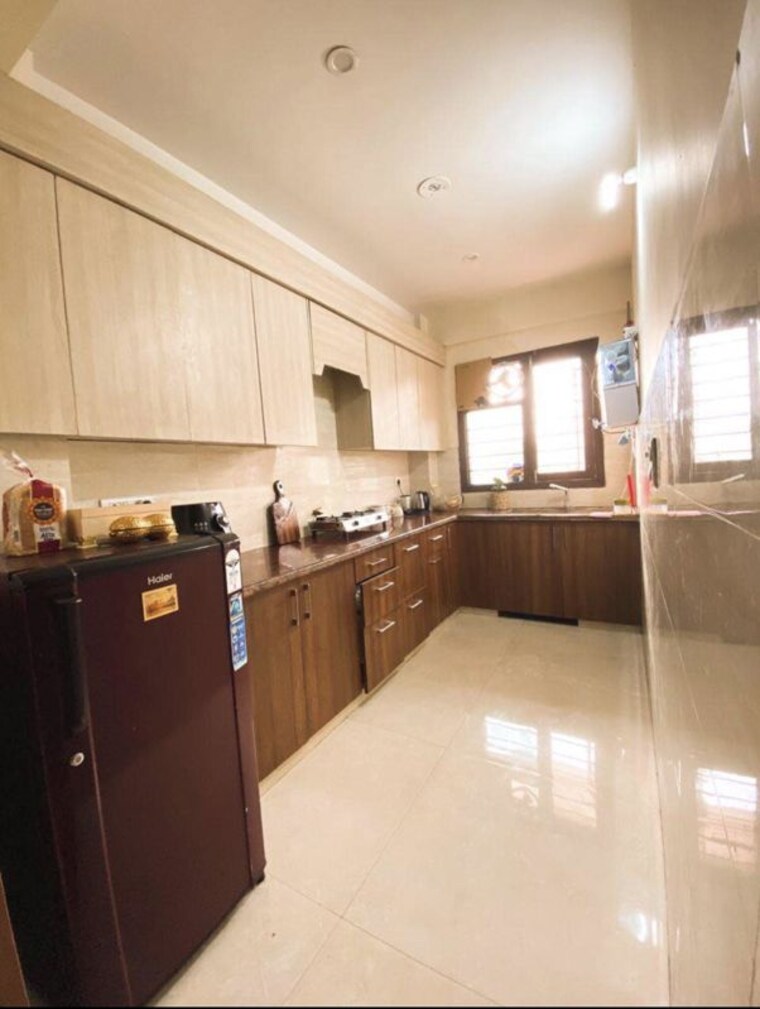 Kitchen, subhash nagar 3 Bedroom 150 Sq.Yd. Builder Floor In Subhash Nagar Delhi 10665763