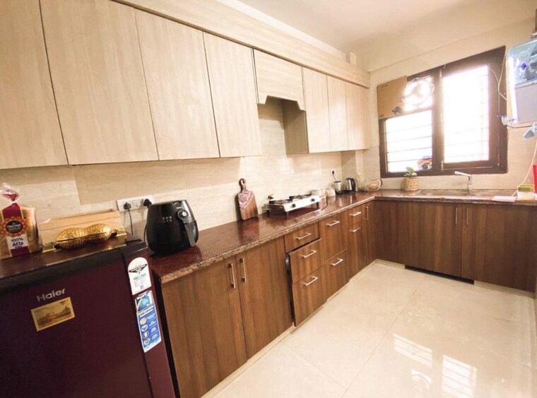 Kitchen, subhash nagar 3 Bedroom 150 Sq.Yd. Builder Floor In Subhash Nagar Delhi 10665763