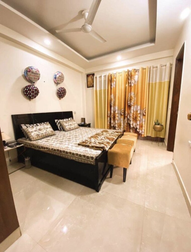 Living Room, subhash nagar 3 Bedroom 150 Sq.Yd. Builder Floor In Subhash Nagar Delhi 10665763