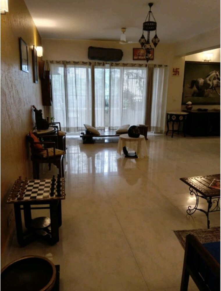 Living Room, central-park-i 4 Bedroom 2439 Sq.Ft. Apartment In Sector 42 Gurgaon 10665597