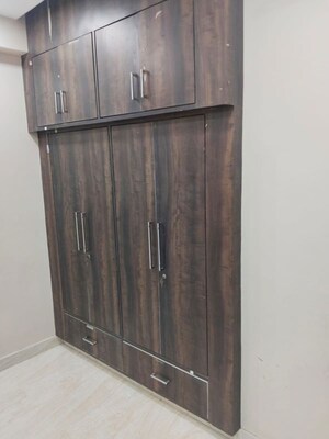 Furnished Amenities in 3 BHK Builder Floor at Sector 57 – for Rent