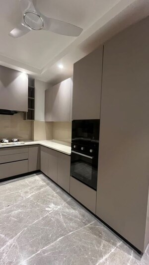 Kitchen in 3 BHK Apartment at DLF The Ultima, Sector 81 – for Sale