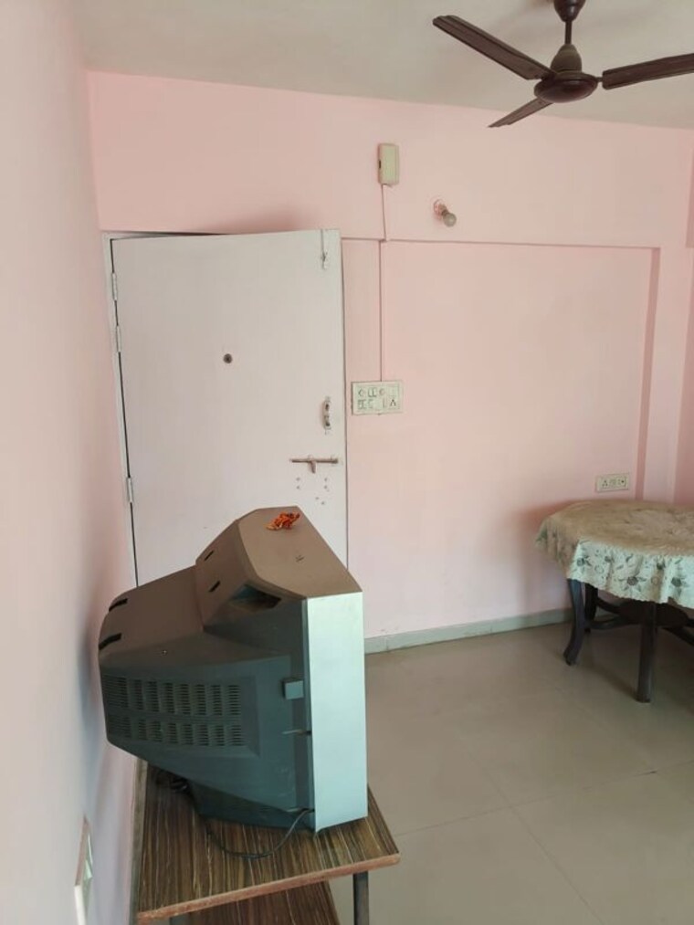Room, undri 2 Bedroom 1200 Sq.Ft. Apartment In Undri Pune 10665203