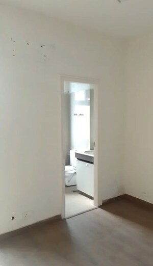Room in 3 BHK Apartment at Emaar Palm Hills, Sector 77 – for Rent