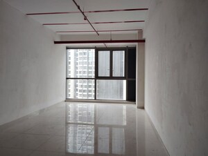 Room in  Office Space at Kalpataru Summit, Mulund West – for Sale
