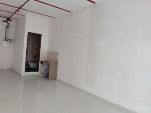 Room in  Office Space at Kalpataru Summit, Mulund West – for Sale