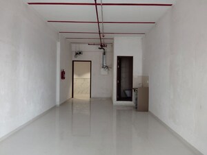 Room in  Office Space at Kalpataru Summit, Mulund West – for Sale