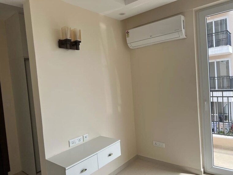 Room, omaxe-new-chandigarh 3 Bedroom 1670 Sq.Ft. Apartment In North Mullanpur Chandigarh 10665824