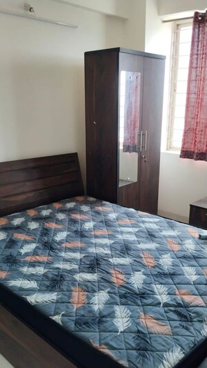 Bedroom in 2 BHK Apartment at Ravinanda Skylights, Wagholi – for Rent