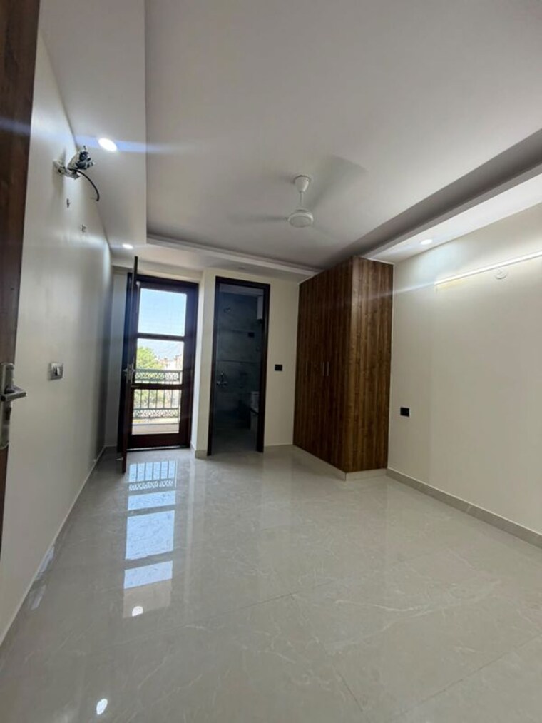 Room, chattarpur 3 Bedroom 1300 Sq.Ft. Builder Floor In Chattarpur Delhi 10665897