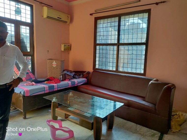 Living Room, ansal-sushant-lok-i 1.5 Bedroom 750 Sq.Ft. Builder Floor In Sector 43 Gurgaon 10665889