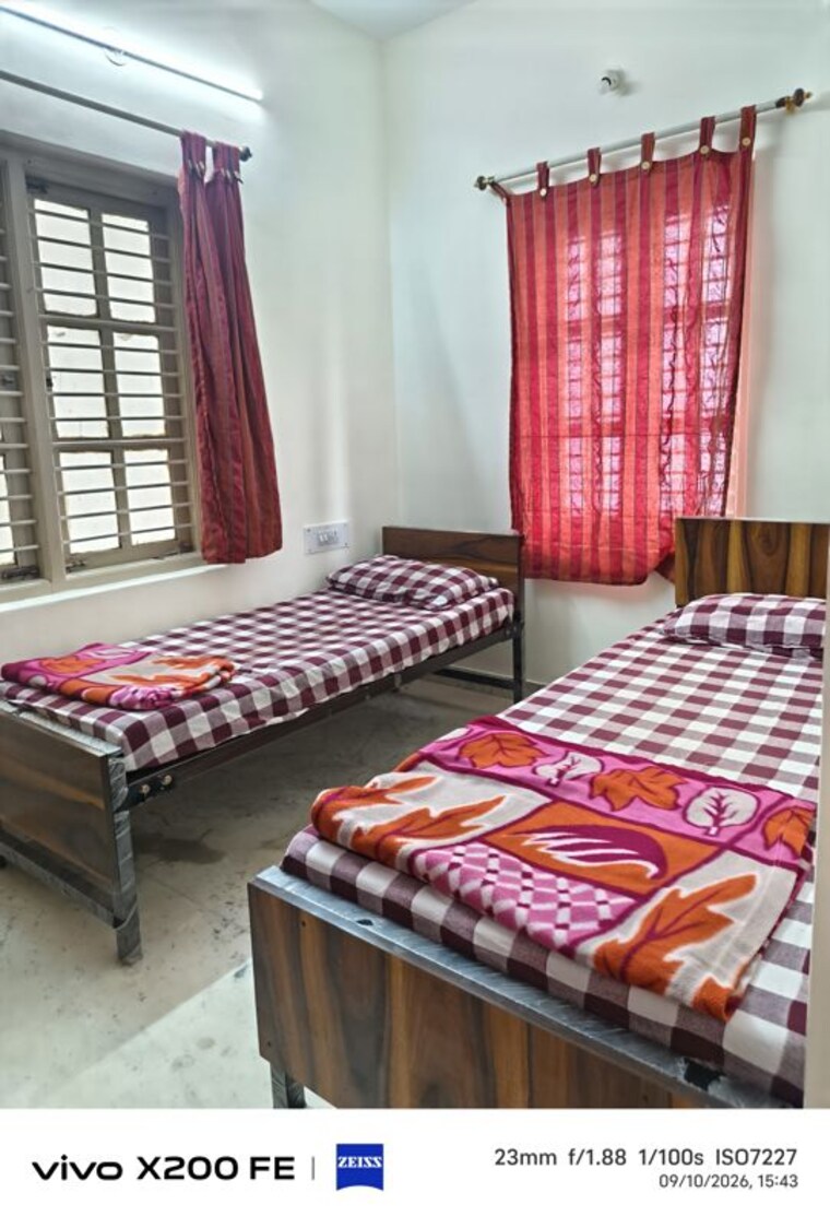Bedroom, s-v-homes Pg For Boys In Cv Raman Nagar 10665841