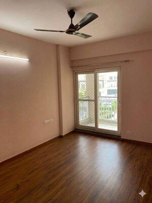 Room in 2 BHK Apartment at Shri Radha Sky Gardens, Sector 16b Greater Noida – for Rent
