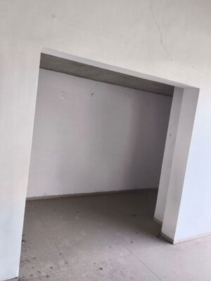 Room in  Showroom at Sushil Nagar Society – for Rent