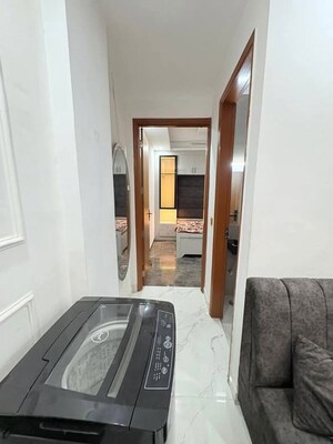 Furnished Amenities in 1 BHK Builder Floor at Neb Sarai – for Rent