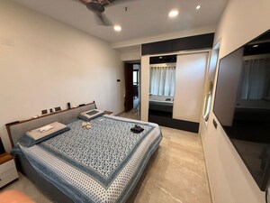 Bedroom in 3 BHK Apartment at Surbhi CHS Andheri West, Andheri West – for Rent
