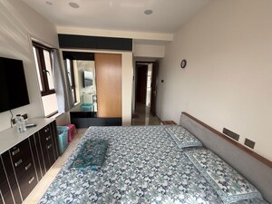 Bedroom in 3 BHK Apartment at Surbhi CHS Andheri West, Andheri West – for Rent