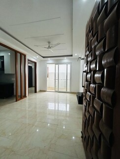 2 BHK +Apartment For Rent in Palm Residency Chhatarpur